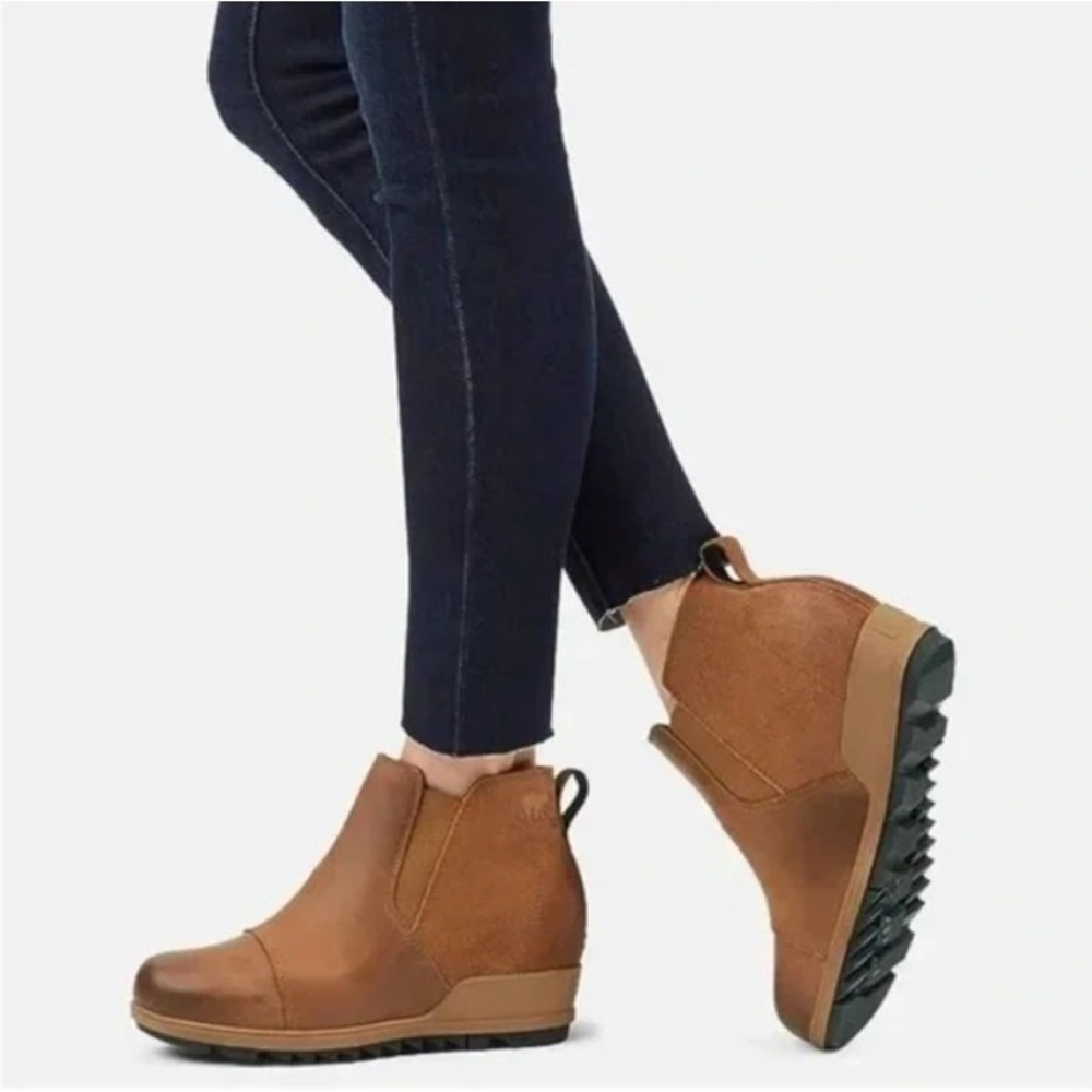 Sorel Women's‎ Brown Leather Suede Wedge Ankle Boots Chelsea Style Size 8